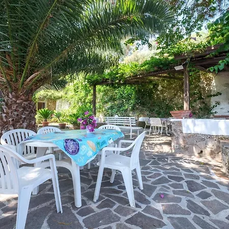 Bougainville Apartmán Lipari (Isola Lipari)